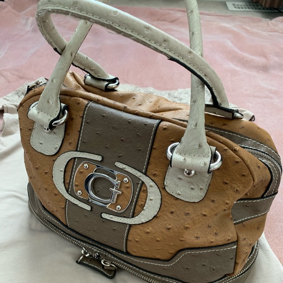 Guess Handbags - Guess satchel purse